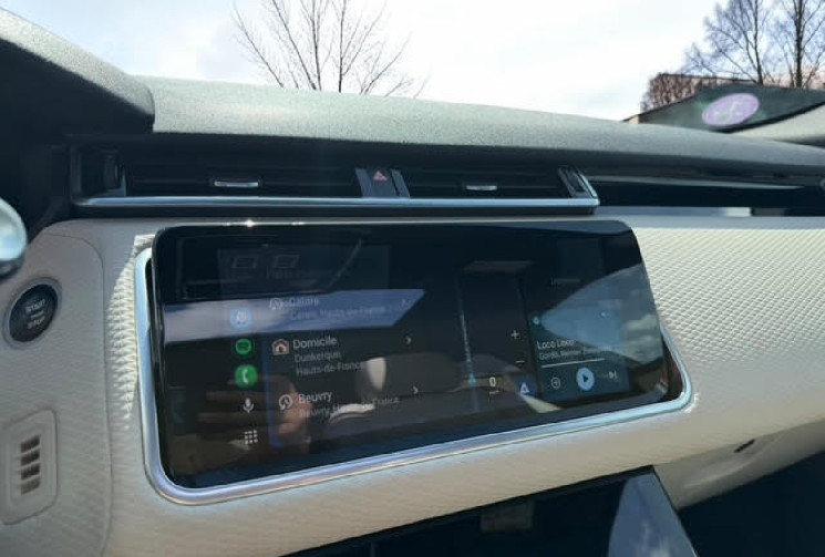 Land-Rover Range Rover Velar P300 R-Dynamic *TOIT PANO OUVRANT *COFFRE ELECT *SIEGES CHAUFFANTS