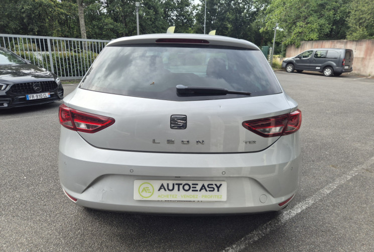 SEAT Leon 1.6 TDI 110ch Style Business Kit distribution récent