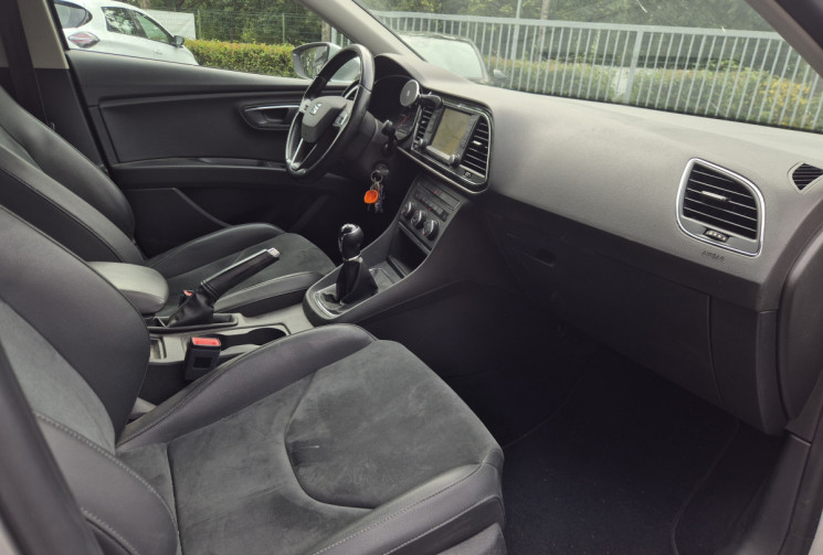 SEAT Leon 1.6 TDI 110ch Style Business Kit distribution récent