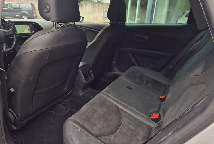 SEAT Leon 1.6 TDI 110ch Style Business Kit distribution récent