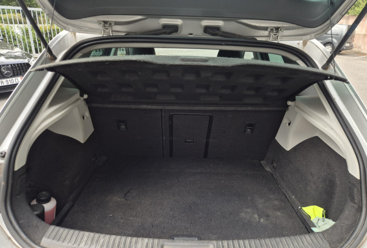 SEAT Leon 1.6 TDI 110ch Style Business Kit distribution récent