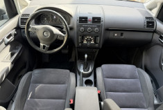 Volkswagen Touran carat  Phase 3 2.0 TDI 16V FAP DSG (6 rapports) 140 cv Origine France 3em main 