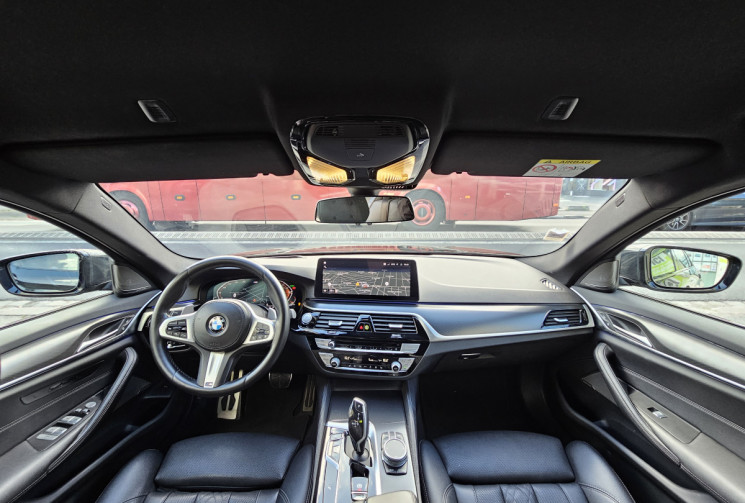 BMW Série 5 G30 530d xDrive 286 ch Pack M Sport Steptronic Suivi BMW 