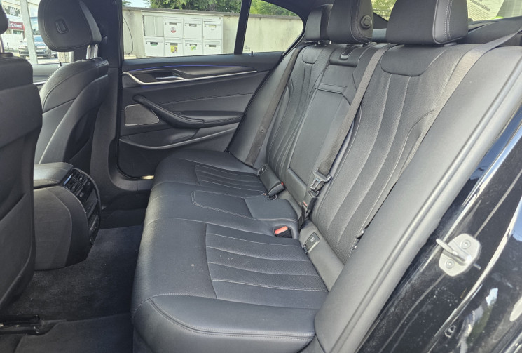 BMW Série 5 G30 530d xDrive 286 ch Pack M Sport Steptronic Suivi BMW 