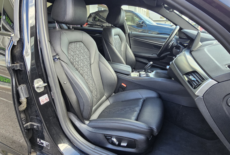 BMW Série 5 G30 530d xDrive 286 ch Pack M Sport Steptronic Suivi BMW 