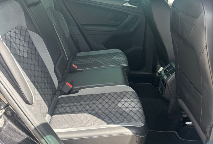 Volkswagen Tiguan VOLKSWAGEN TIGUAN TDI 150 R-LINE