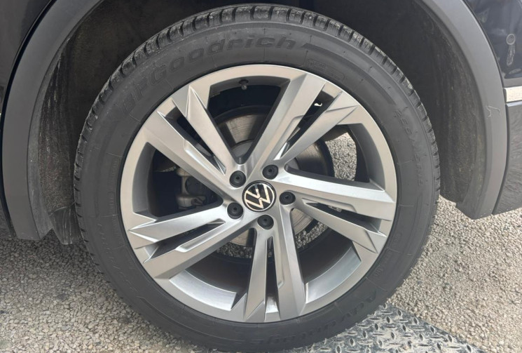 Volkswagen Tiguan VOLKSWAGEN TIGUAN TDI 150 R-LINE