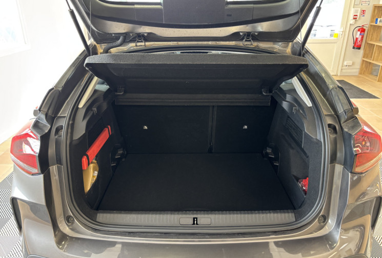 Citroën C4 1.5 BLUEHDI 110 FEEL PACK / SUIVI COMPLET CITROEN
