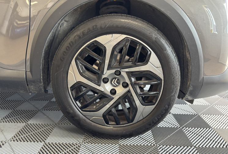 Citroën C4 1.5 BLUEHDI 110 FEEL PACK / SUIVI COMPLET CITROEN