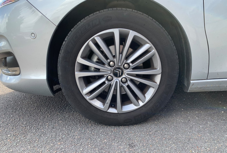 Citroën C4 1.6 VTi 120 Exclusive