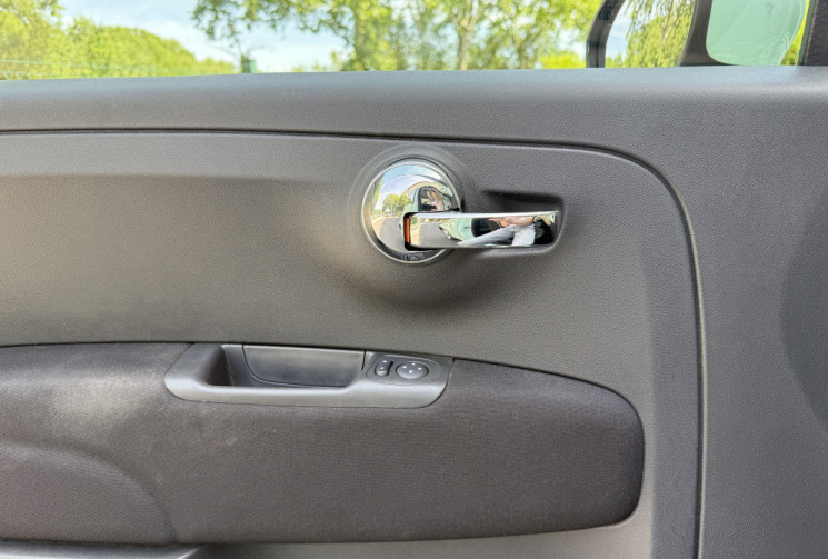 FIAT 500  LOUNGE 1.2 MPi 69 ch / Toit Panoramique / Bluetooth / Entretien et distribution à jour