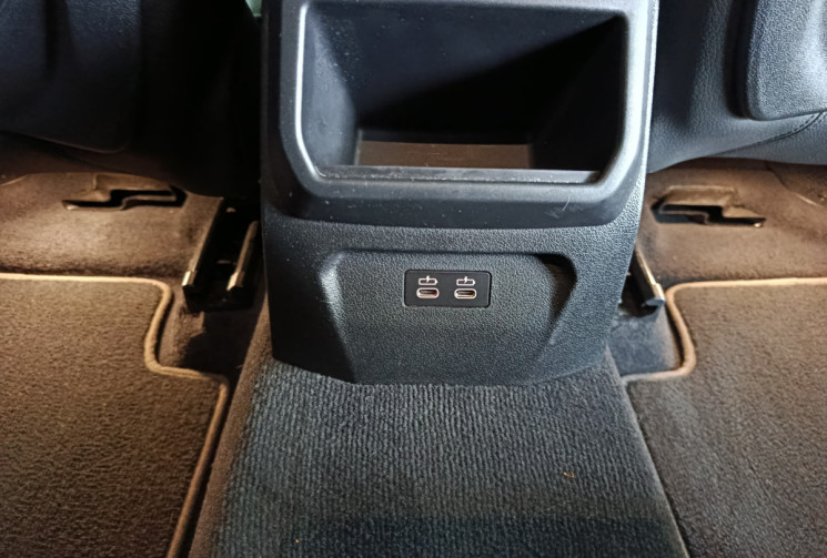 BMW Série 1 (F40) 5 portes 118d 2.0 d 16V 150 cv Boîte auto / Finition Luxury