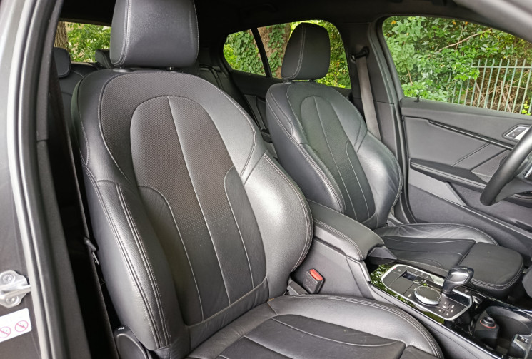 BMW Série 1 (F40) 5 portes 118d 2.0 d 16V 150 cv Boîte auto / Finition Luxury