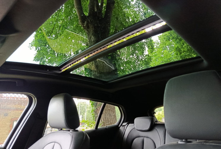 BMW Série 1 (F40) 5 portes 118d 2.0 d 16V 150 cv Boîte auto / Finition Luxury