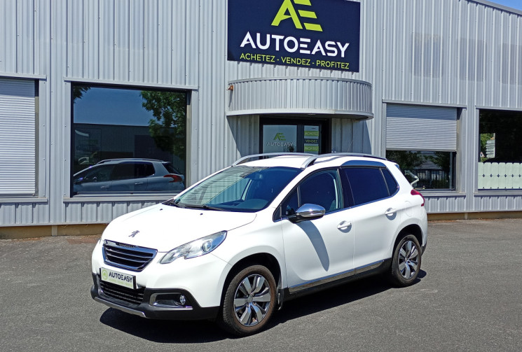 Peugeot 2008  1.2 VTi 82 ch ALLURE * Distribution OK