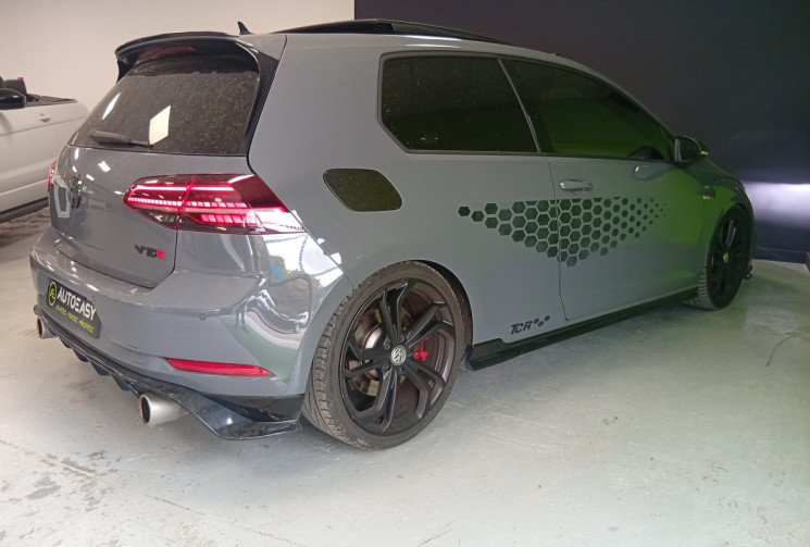 Volkswagen Golf 2.0 TSI GTI 290 CH TCR TOIT OUVRANT ENTRETIEN VAG 
