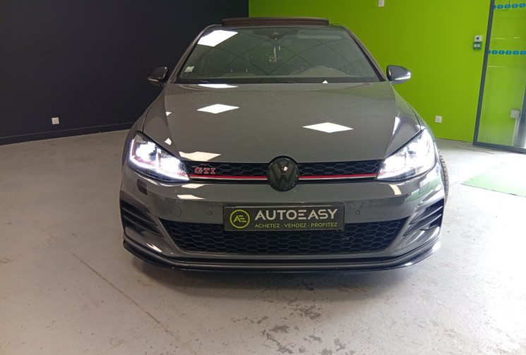 Volkswagen Golf 2.0 TSI GTI 290 CH TCR TOIT OUVRANT ENTRETIEN VAG 