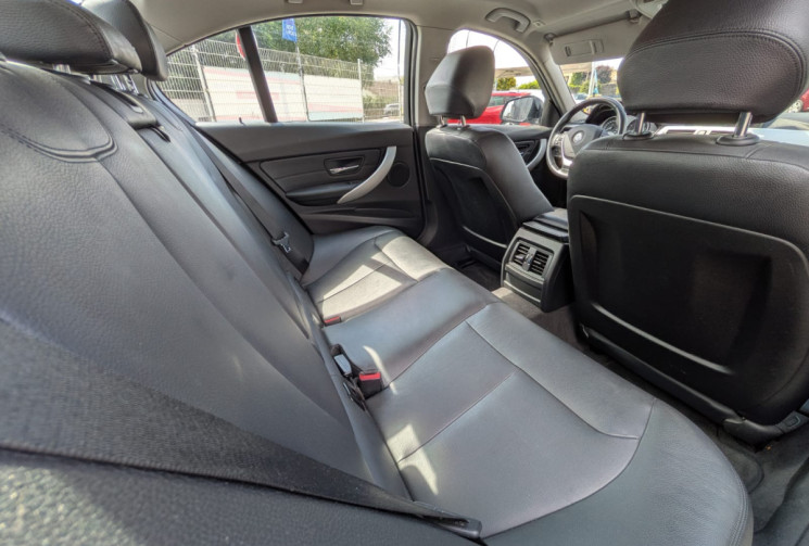BMW Série 3 Berline 318d 2.0 d 143 EXECUTIVE / CHAINE DE DISTRIBUTION / GARANTIE 12 MOIS