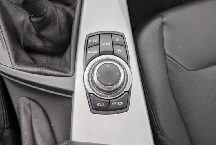 BMW Série 3  318D 2.0 D 143 EXECUTIVE / CHAINE DE DISTRIBUTION / GARANTIE 12 MOIS