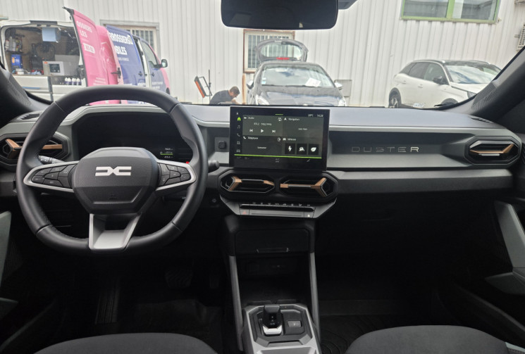Dacia Duster EXTREME + 141 cv Hybrid HEV * Carplay sans fil * Attelage * Camera 360 * Garantie 2028 
