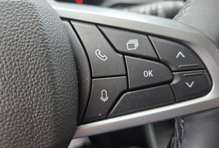 Dacia Duster EXTREME + 141 cv Hybrid HEV * Carplay sans fil * Attelage * Camera 360 * Garantie 2028 