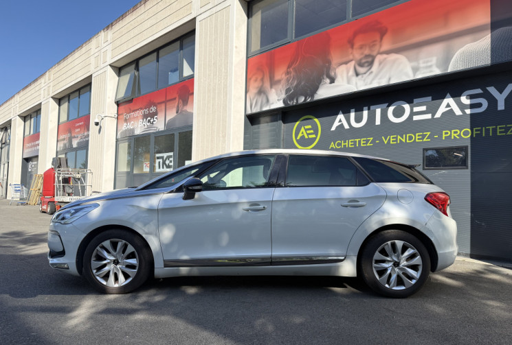 DS DS5 1.6 BLUEHDI 120 S&S SO CHIC / SUIVI COMPLET