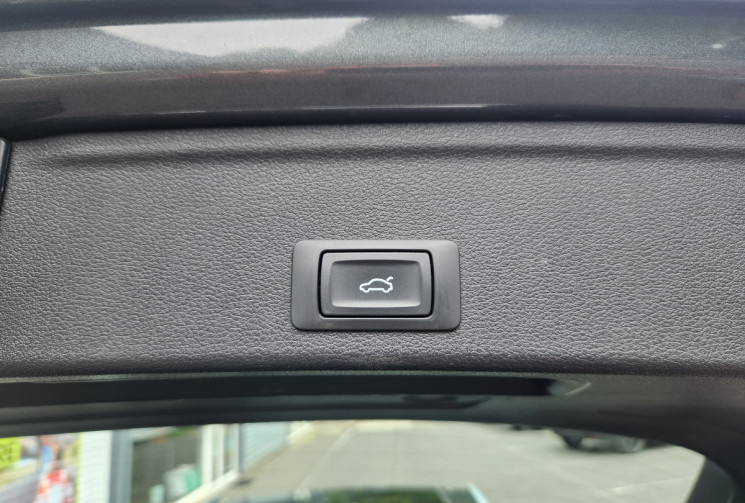 Audi A4 Avant 35 TDI 163 S line S tronic 7 Toit ouvrant panoramique