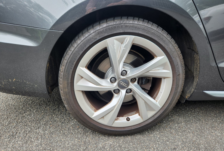 Audi A4 Avant 35 TDI 163 S line S tronic 7 Toit ouvrant panoramique