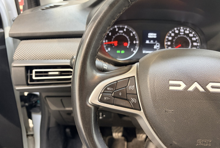 Dacia Jogger Dacia Jogger 1.0 TCe 110ch  Extreme plus 5 places Carplay attelage