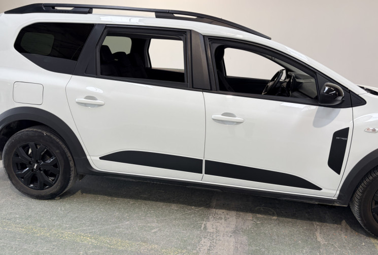 Dacia Jogger Dacia Jogger 1.0 TCe 110ch  Extreme plus 5 places Carplay attelage