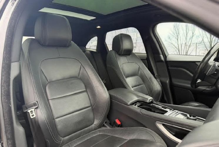 Jaguar F-Pace 240ch R-Sport *TOIT PANO OUVRANT *CAMERA *SIEGES CHAUFFANTS