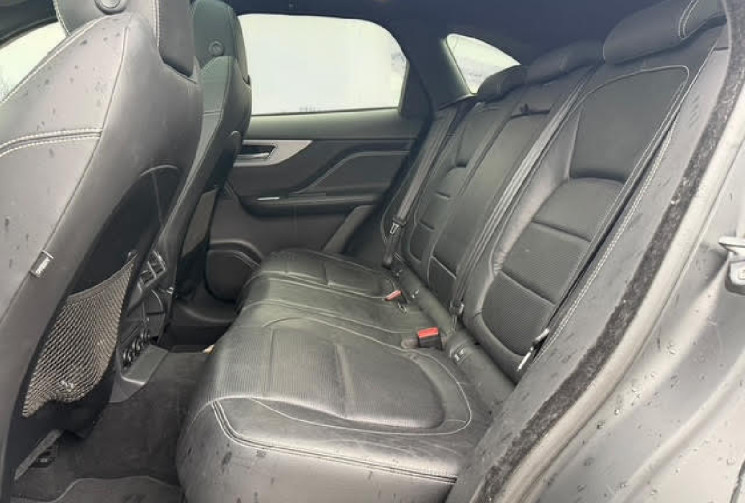 Jaguar F-Pace 240ch R-Sport *TOIT PANO OUVRANT *CAMERA *SIEGES CHAUFFANTS