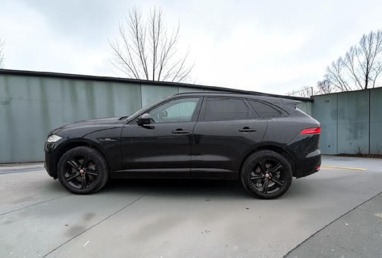 Jaguar F-Pace 240ch R-Sport *TOIT PANO OUVRANT *CAMERA *SIEGES CHAUFFANTS