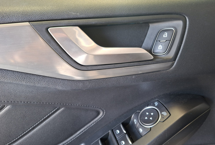 Ford Focus IV 1.0  SCTI ECOBOOST TITANIUM