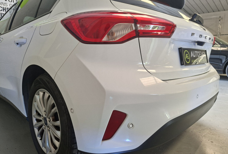 Ford Focus IV 1.0  SCTI ECOBOOST TITANIUM