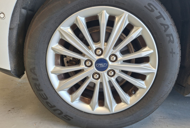 Ford Focus IV 1.0  SCTI ECOBOOST TITANIUM