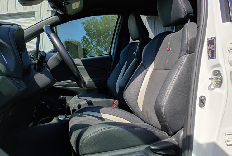 Toyota Yaris 1.5 VVTi 100 Hybrid E-CVT GR Sport
