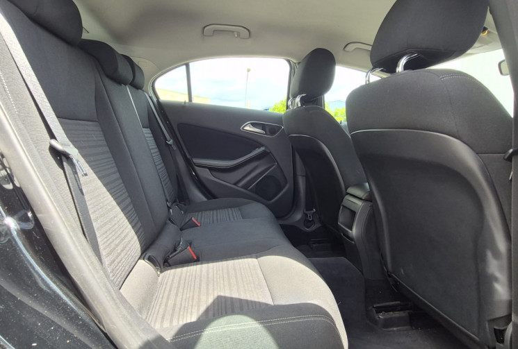 Mercedes Classe A (W176) 180 Turbo 1.6 i TURBO S&S 122 CV * 2EME MAIN * CARNET D'ENTRETIEN * CT OK 