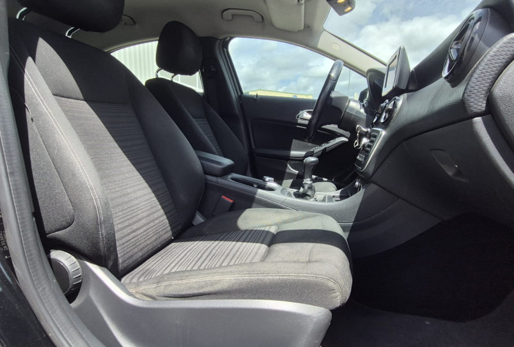 Mercedes Classe A (W176) 180 Turbo 1.6 i TURBO S&S 122 CV * 2EME MAIN * CARNET D'ENTRETIEN * CT OK 