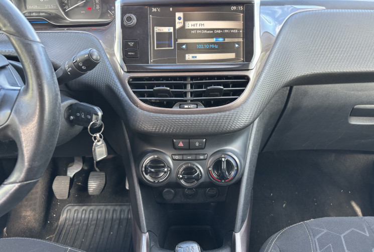 Peugeot 2008 1.6 E-HDI 92 ALLURE