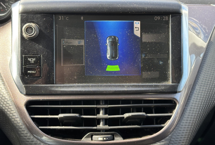 Peugeot 2008 1.6 E-HDI 92 ALLURE
