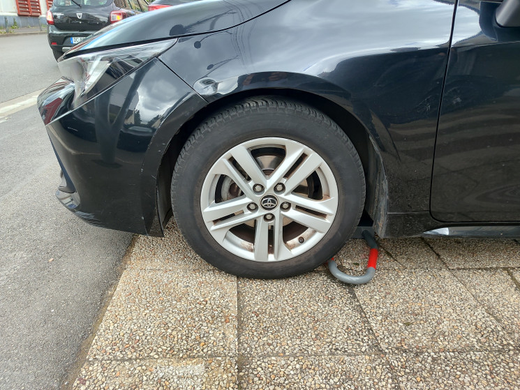 Toyota COROLLA TOURING SPT 122h BV CVT Dynamic Business