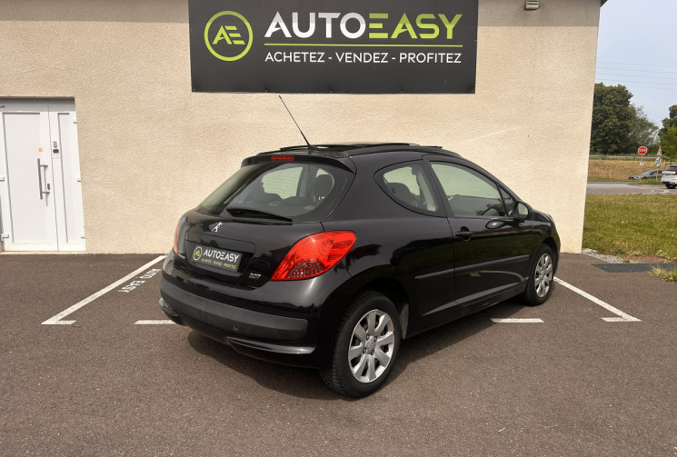 Peugeot 207 3 portes 1.4 e 16V 90cv