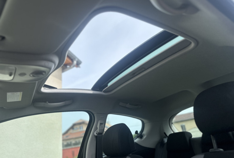Peugeot 207 3 portes 1.4 e 16V 90cv