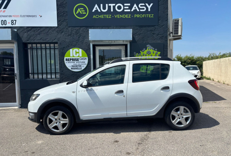 Dacia Sandero STEPWAY 1.5 DCI 90 CLIM / GPS / CT OK / DISTRIBUTION  ET RÉVISION OK / GARANTIE 6 MOIS