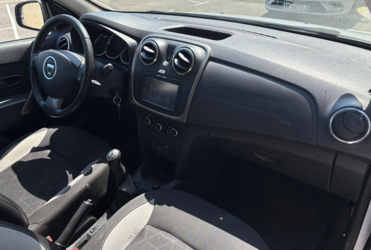 Dacia Sandero STEPWAY 1.5 DCI 90 CLIM / GPS / CT OK / DISTRIBUTION  ET RÉVISION OK / GARANTIE 6 MOIS