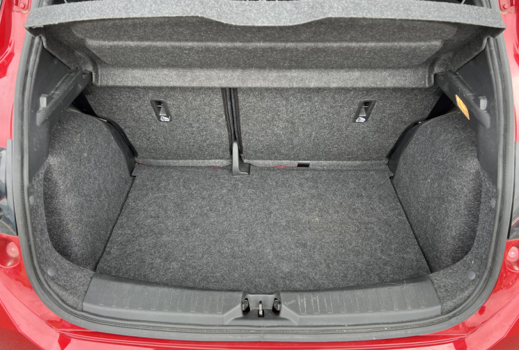 Nissan Micra  1.5 dCI 90 cv TECKNA