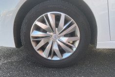 Peugeot 208 1.5 BlueHDI 100 CH ACTIVE  AUTO ECOLE / TVA récupérable