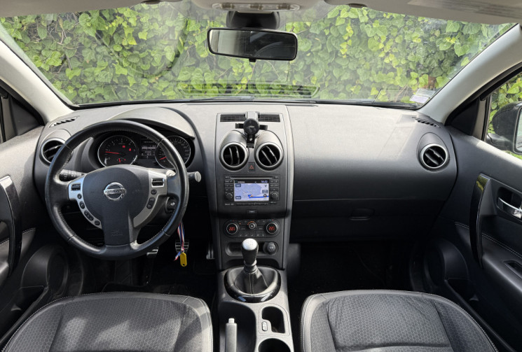 Nissan Qashqai  1.5 dCi 110cv Tekna / Toit Panoramique / Caméra 360 / GPS / Très Faible Kilométrage 