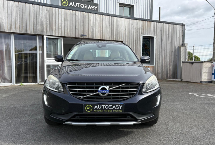 Volvo XC60 PHASE 2 D4 2.0 TDI FWD GEARTRONIC 190 MOMENTUM / TOIT OUVRANT / GARANTIE 12 MOIS